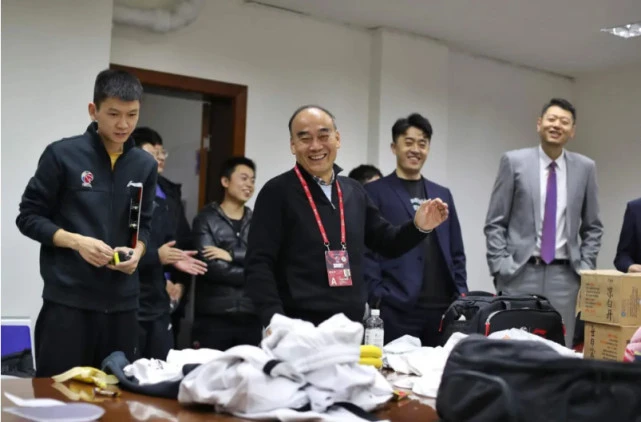 如何通过奖励机制提升篮球训练的趣味性_2